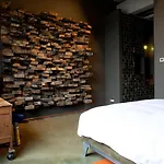 호텔 Piet Hein Eek 3*