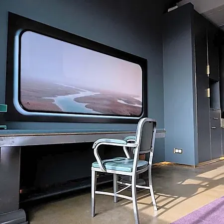 Piet Hein Eek Szálloda 3*