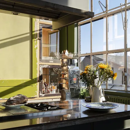 Hotel Piet Hein Eek 3*