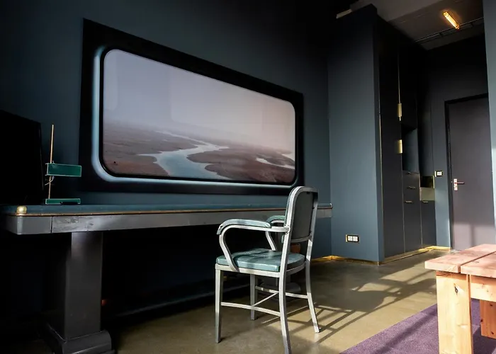 Hotel Piet Hein Eek 3*