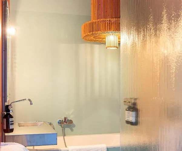 Hotel Piet Hein Eek 3*