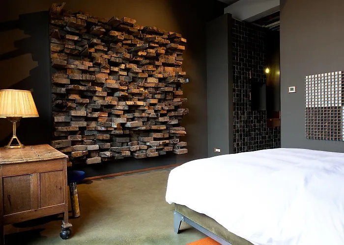 Hotel Piet Hein Eek 3*